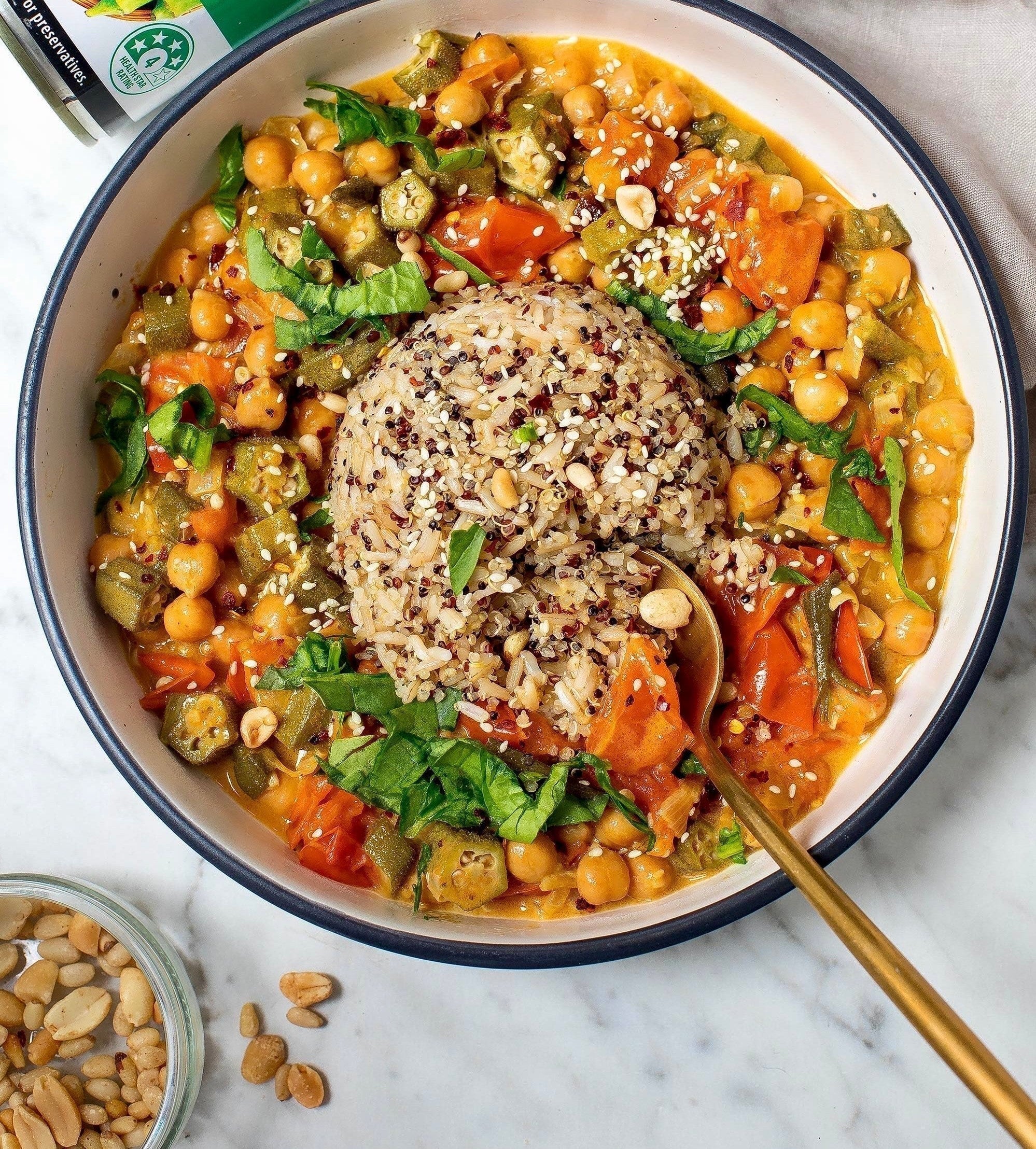 Creamy Low Carb Frisp Okra Curry with Coco Earth Liquid Coconut Oil