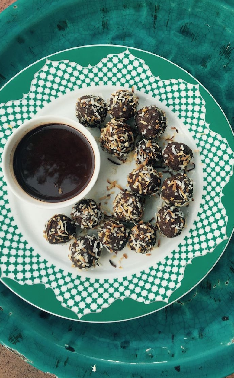 CACAO, COCONUT & DATE TRUFFLES